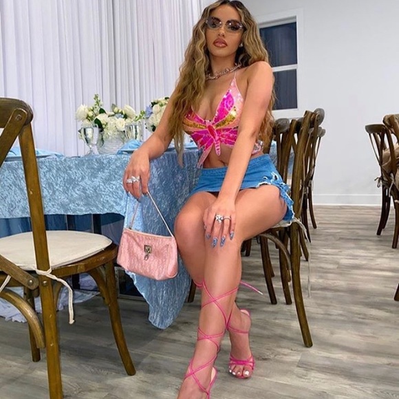 PRE-ORDER Y2K SEQUINS BUTTERFLY TOP - Picture 3 of 3